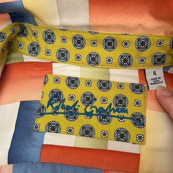 Robert Graham Silk Peach/Blue/Green Square Button Down Blouse. Size 4. - Picture 6 of 6